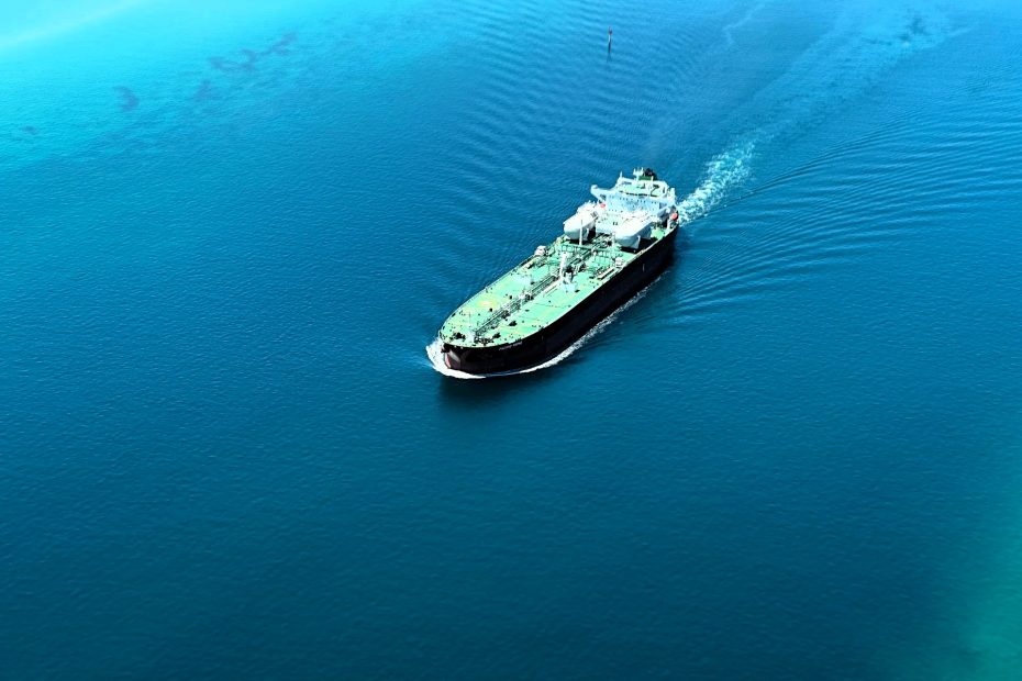 GeoTrends_Panama shipping regulations impact Greek shipping vessels under Panama registry geotrends.eu